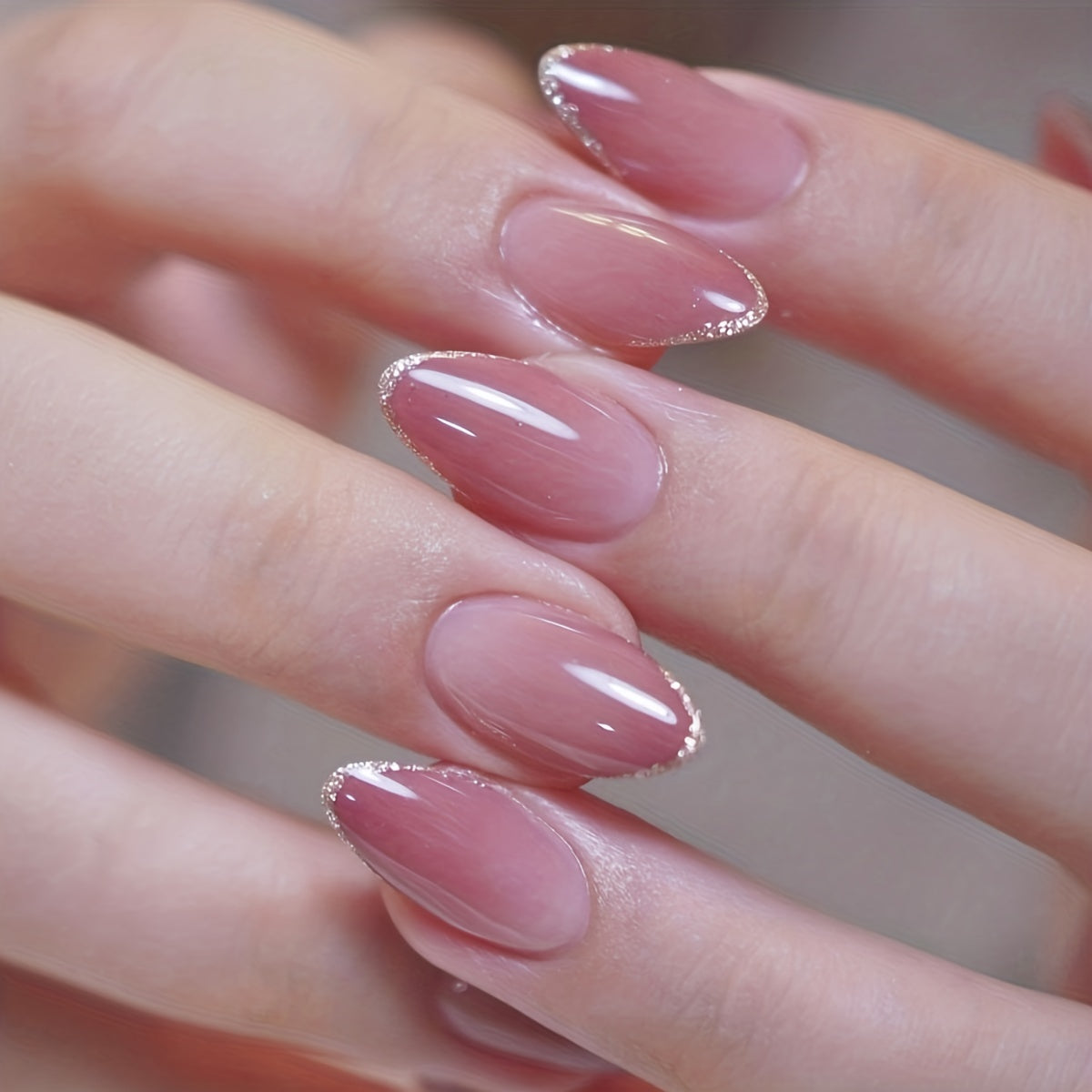 24pcs Glossy Oval Fake Nails Nude Pinkish Gradient